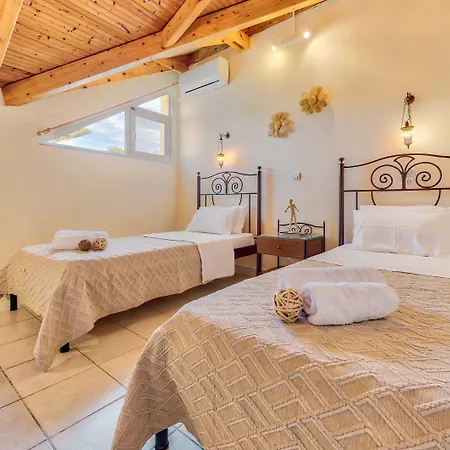 Panorama & Hotel Khartáta