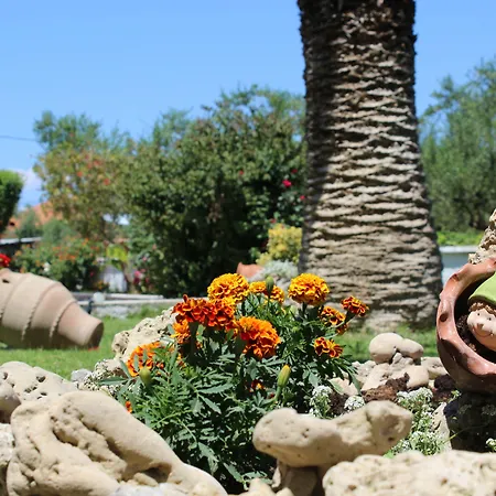 Panorama & Hotel Khartáta