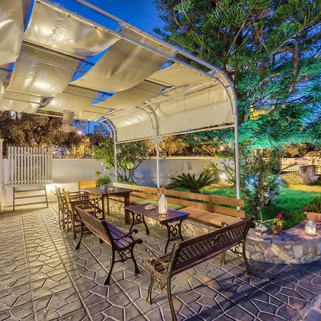 酒店 Panorama & Khartáta